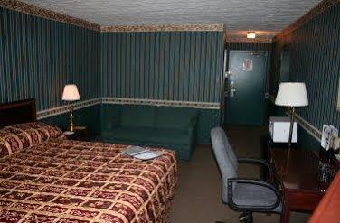 Westmont Inn & Suites Omaha Dış mekan fotoğraf